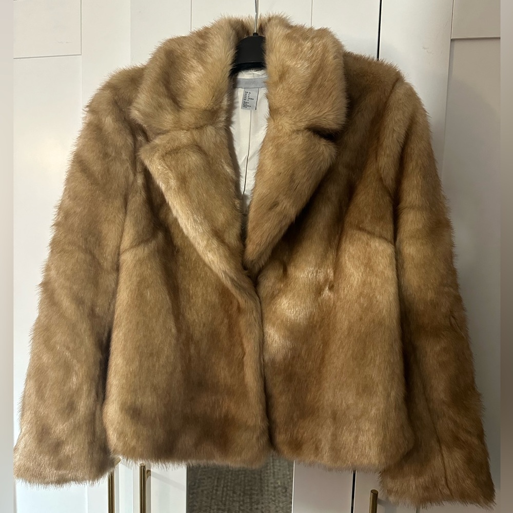 Faux Fur Jacket - Picture 3 of 6